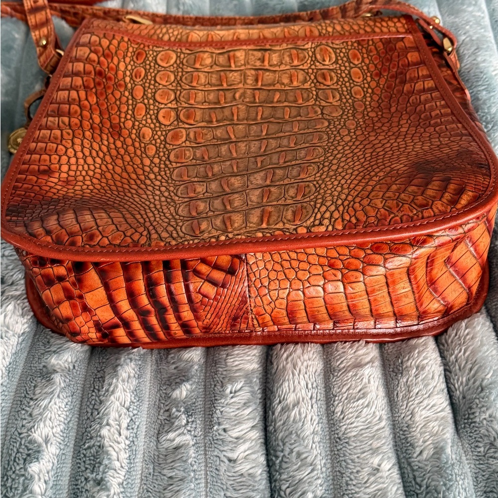 Vintage Brahmin Pecan Crossbody w/Top Handle - Picture 6 of 8
